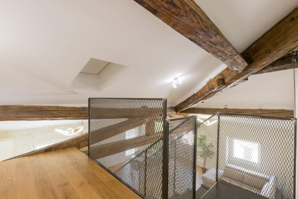 Апартаменты Luxury Design Apt With Amazing View Верона Экстерьер фото