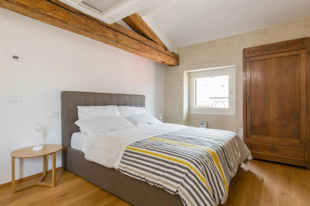 Апартаменты Luxury Design Apt With Amazing View Верона Экстерьер фото